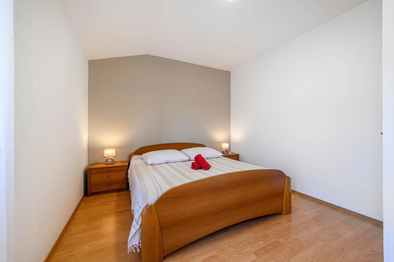 Apartman Maslina Sibenik Exterior photo